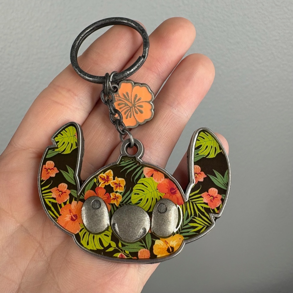 Disney Lilo and Stitch Hawaiian Flowers Keychain